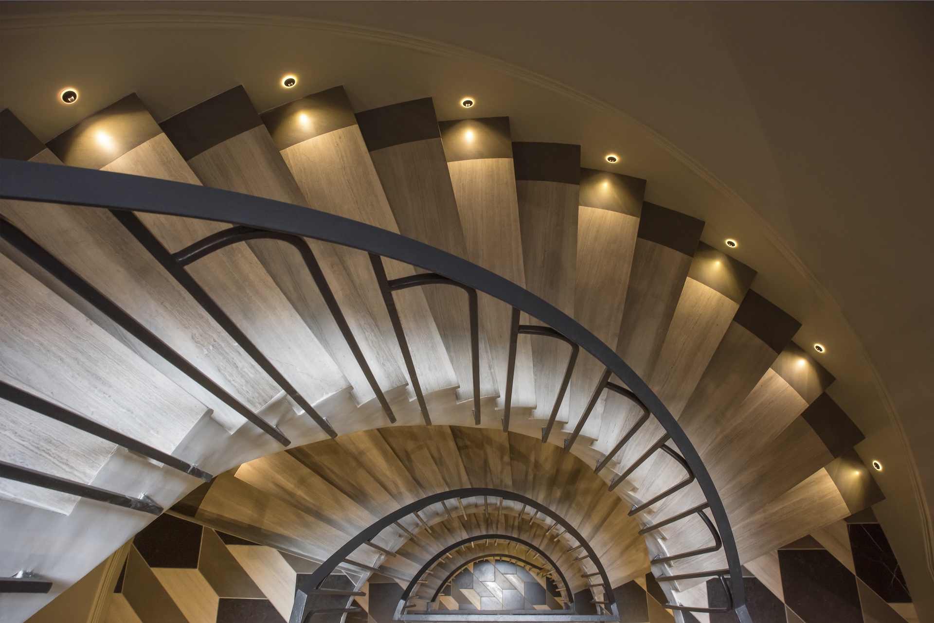 AC - 3 Staircase