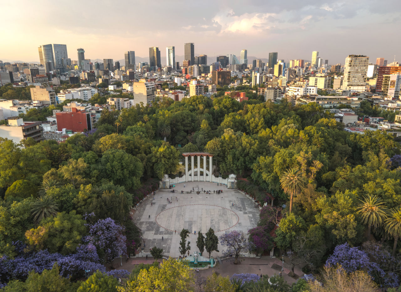 parque-mexico-karla-fajardo-shutterstockcom